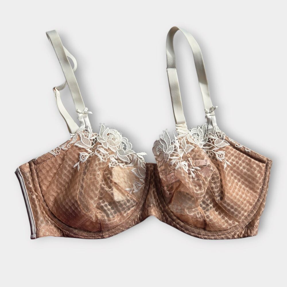 NEW Victoria's Secret Dream Angels Push-Up Bra Bow Straps Tan White Women's 36DD
